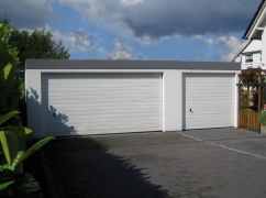 Двоен гараж с бетонен под 598x598 см големи врати