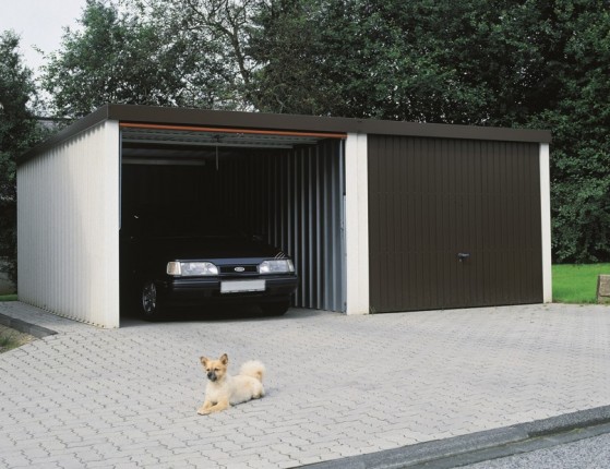 Двоен гараж за две коли с мазилка и плосък покрив Siebau GmbH 594x596 см